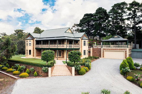 Sand Road Estate - Accommodation in Bendigo 1