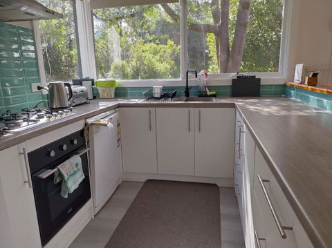 Sanders Beach House - Accommodation in Bendigo 2