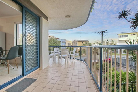 Sandalwood Unit 1 66 Lower Gay Tce - Accommodation in Bendigo 2