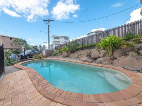 Sandalwood Unit 1 66 Lower Gay Tce - Accommodation in Bendigo 3
