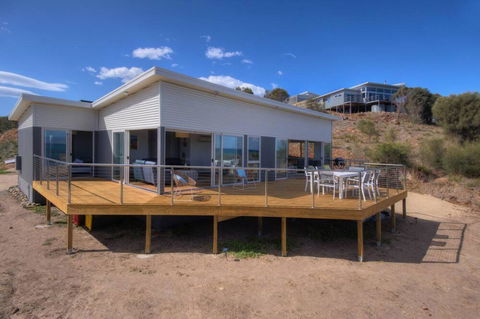 Sandbar Beach House - Accommodation in Bendigo 1