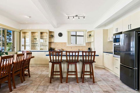 Sandbar On Moreton 3 Bedroom - Accommodation in Bendigo 3