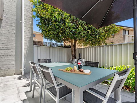 Sandcastles 7 8 Ala Moana Way - Accommodation in Bendigo 1