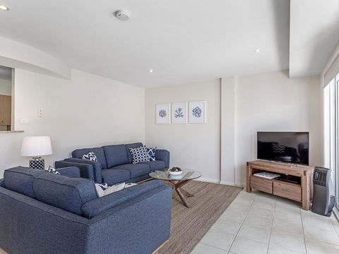 Sandcastles 7 8 Ala Moana Way - Accommodation in Bendigo 3