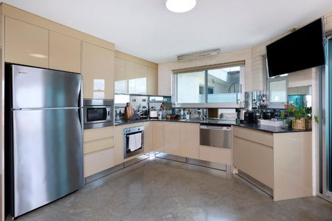 Sandon Point Coastal Abode - Accommodation in Bendigo 2