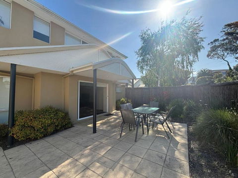 Sandpiper 10 - Close To Town And Beach - Accommodation in Bendigo 1