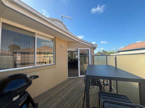 Sandpiper 10 - Close To Town And Beach - Accommodation in Bendigo 3