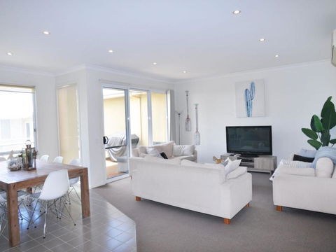 Sandpiper 3 - Close To Town And Beach - Accommodation in Bendigo 1