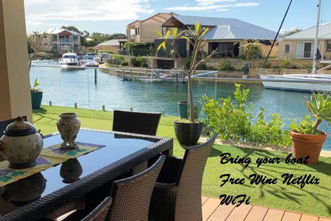 Sandpiper Island Tranquil Waterfront Views & Jetty - Accommodation in Bendigo 0