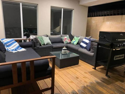 Sandpiper Island Tranquil Waterfront Views & Jetty - Accommodation in Bendigo 3