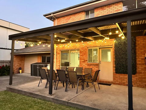 Sandy Beach House Cowes - Accommodation in Bendigo 0