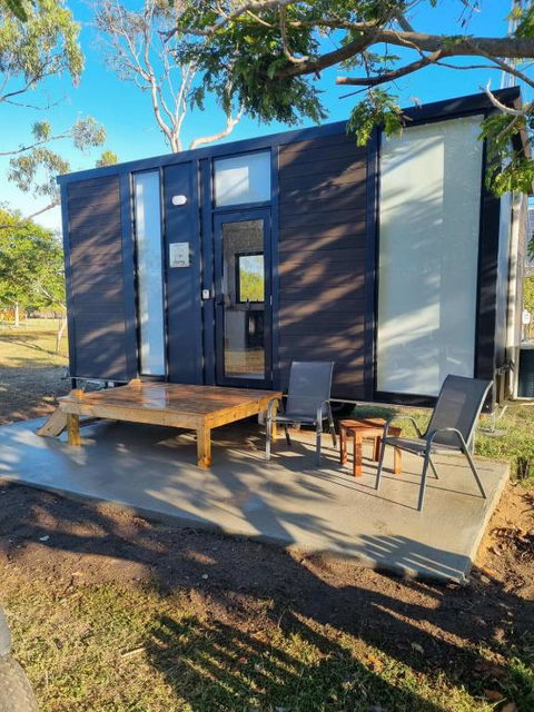 Shady Creek By Tiny Away - Accommodation in Bendigo 1