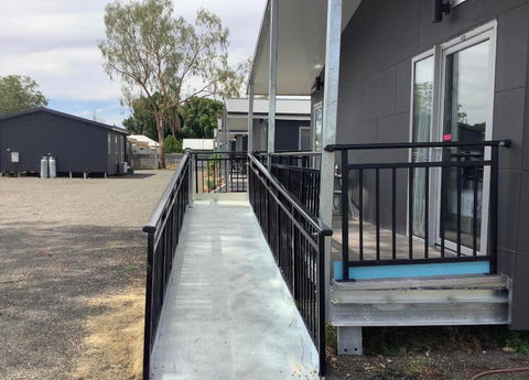 Sunshine Gardens Bourke Resort - Accommodation in Bendigo 2