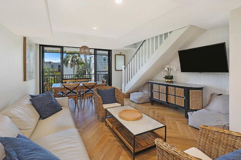 TARA7- On Trend At Taranaki - Accommodation in Bendigo 0