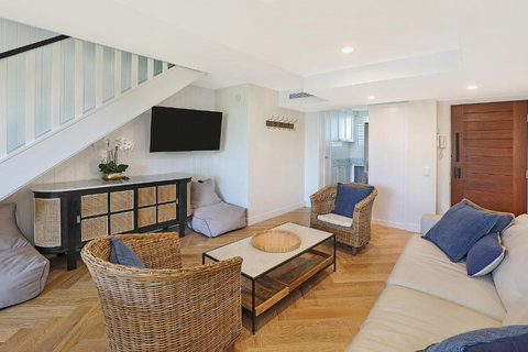 TARA7- On Trend At Taranaki - Accommodation in Bendigo 3