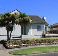 BEACHPOINT COTTAGE - Accommodation in Bendigo