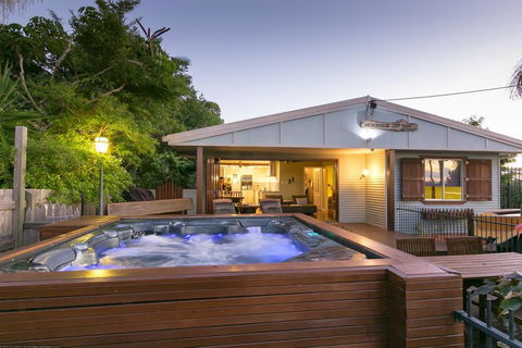 Beachside Cottages - Accommodation in Bendigo 0