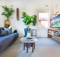 Beautiful Beach Home in Superb Location - Accommodation in Bendigo