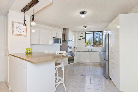 Beauty At The Beach - Modern Beachfront Apartment - Accommodation in Bendigo 2