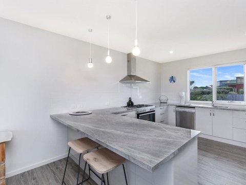 Bees Dacha - Accommodation in Bendigo 1