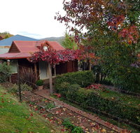 Bella Rouge Cottage Bright - Accommodation in Bendigo
