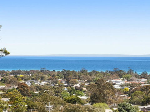 Bella Vista - Simply Stunning, Amazing Panoramic Bay Views! - Accommodation in Bendigo 1