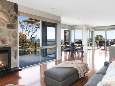 Bella Vista - Simply Stunning, Amazing Panoramic Bay Views! - Accommodation in Bendigo 2