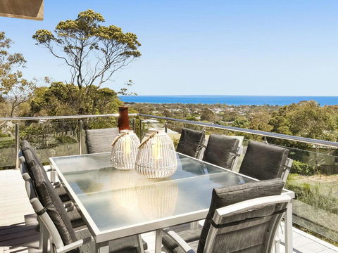 Bella Vista - Simply Stunning, Amazing Panoramic Bay Views! - Accommodation in Bendigo 3