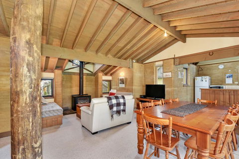 Bidgee Widgee - Accommodation in Bendigo 2