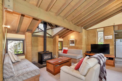 Bidgee Widgee - Accommodation in Bendigo 1