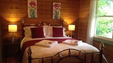 Birch House Koroit - Accommodation in Bendigo 1