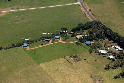 Black Cockatoo Cottages - Accommodation in Bendigo 0