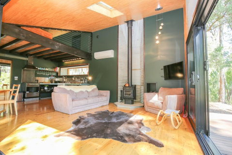 Black Mamba House - Accommodation in Bendigo 1