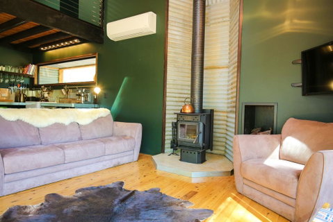 Black Mamba House - Accommodation in Bendigo 2