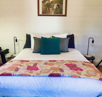 Blue Duck Cottage Village Comfort Fireplace - Accommodation in Bendigo