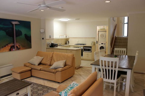 Yackataya At Cowes - Accommodation in Bendigo 1