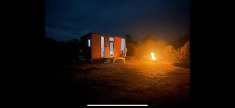 Hollow Mountain Getaway 2 By Tiny Away - Accommodation in Bendigo 2