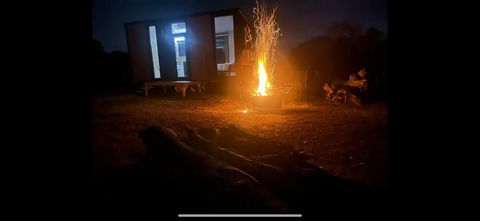 Hollow Mountain Getaway 2 By Tiny Away - Accommodation in Bendigo 3