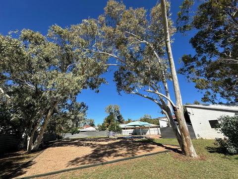 Secure Bush Sanctuary - Accommodation in Bendigo 2