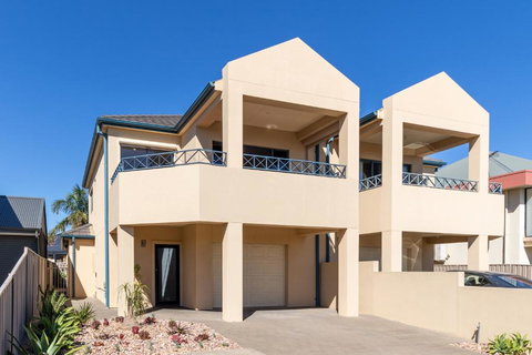 Yarlu-Ityangka - Accommodation in Bendigo 0