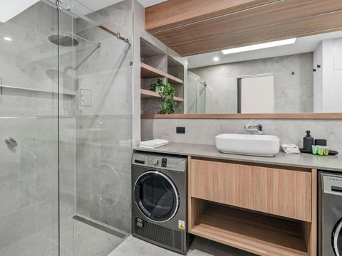 Yarrawonga Lakeside Apartment 43 - 3 Bedrooms - Accommodation in Bendigo 3