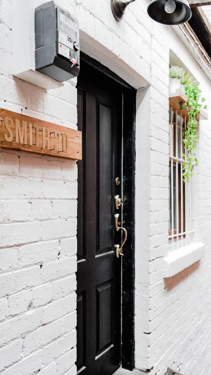 Your Home On Smith St Collingwood Melbourne With Parking - Accommodation in Bendigo 1