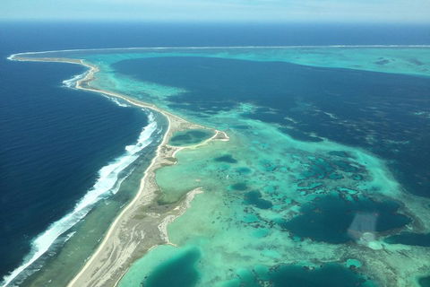 Abrolhos Islands Scenic Flight & Snorkel Adventure From Perth - Accommodation in Bendigo 2