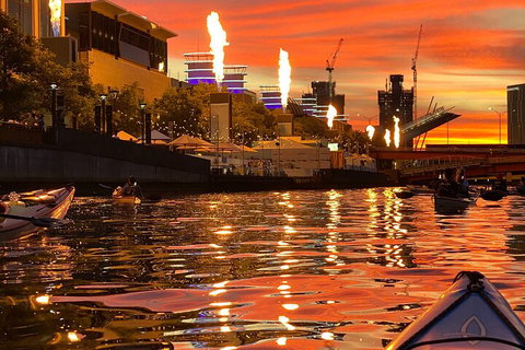 Melbourne Sunset Kayaking Experience With Dinner - Accommodation in Bendigo 4