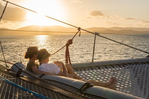 Sunset Sail In The Whitsundays - Accommodation in Bendigo 0