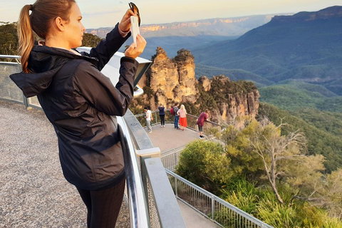 Ultimate Blue Mountains Waterfalls, Walks & Sunset PRIVATE Tour - Accommodation in Bendigo 1