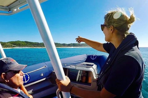 Julian Rocks Byron Bay Cruise - Accommodation in Bendigo 3