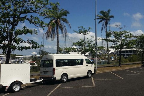 Airport Transfer To Or From Cairns Hotels For Up To 13 People - Accommodation in Bendigo 1