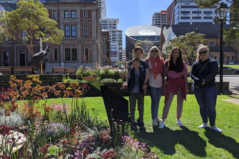 The ULTIMATE Perth Walking Tour: History, Architecture, Art, Nightlife + More! - Accommodation in Bendigo 3
