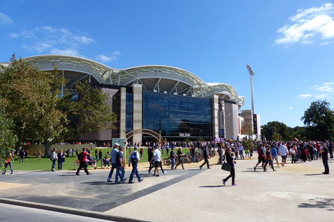 Adelaide City Highlights Tour - Accommodation in Bendigo 1